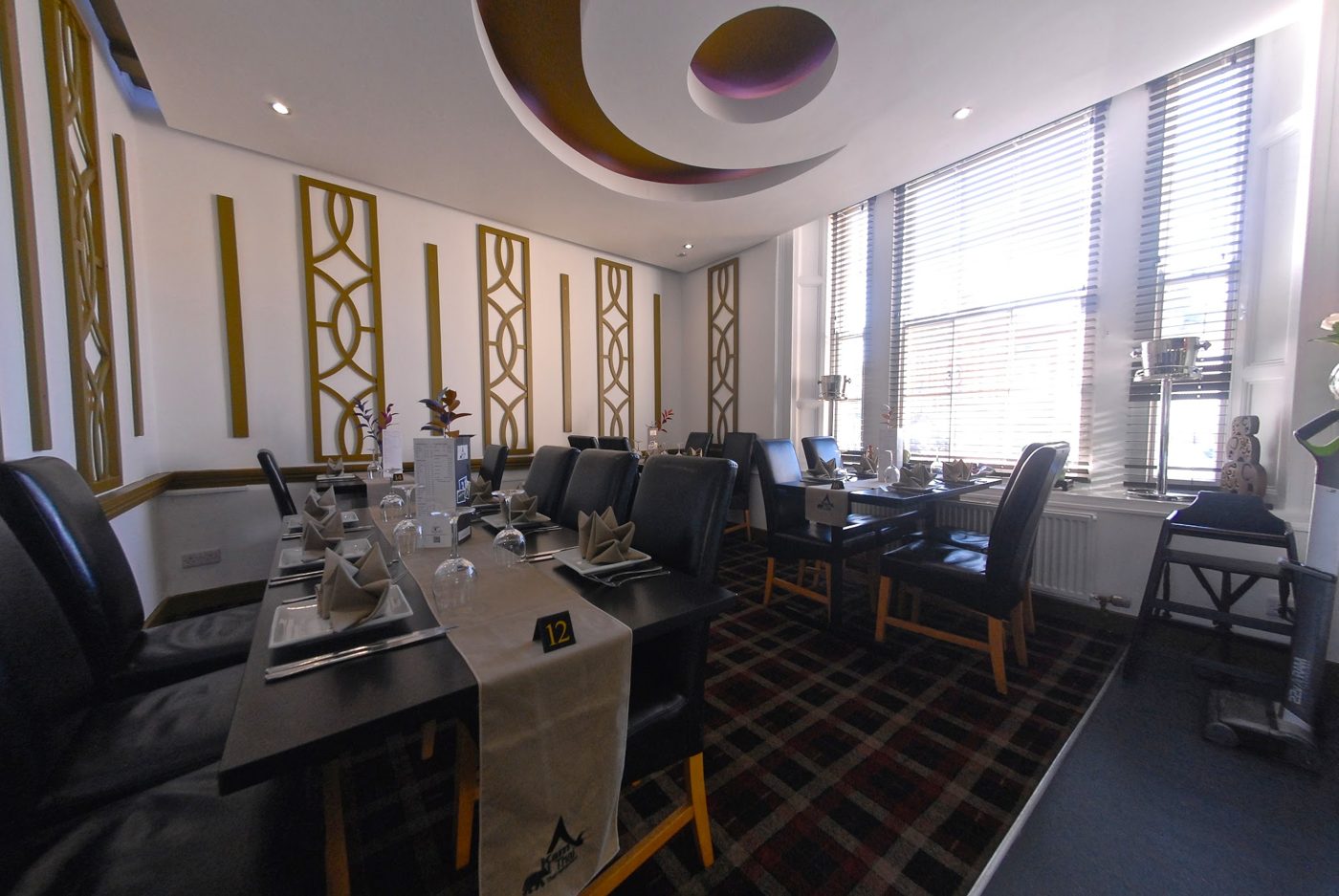 The dining room at Kamthai